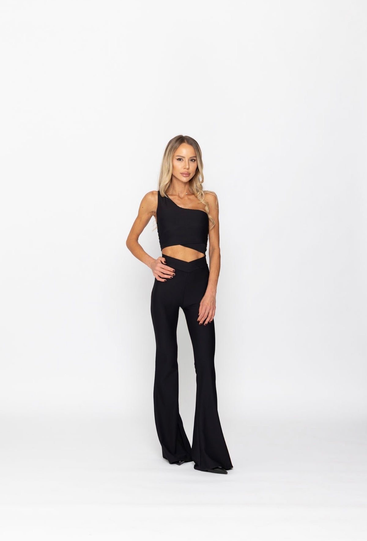 VÉRA – Two-Piece Flared Set